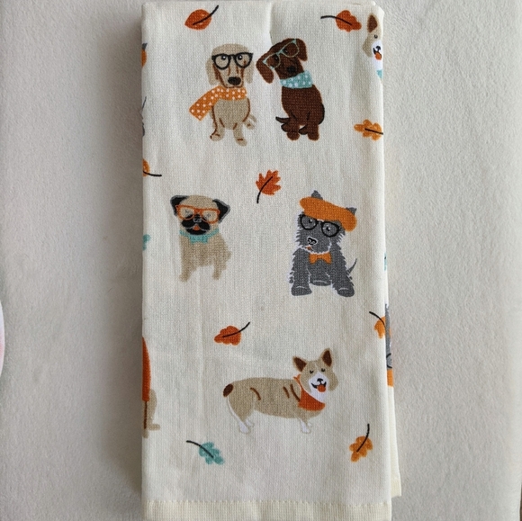Doxie Corgi Terrier Labrador Pug Leaves Autumn Theme Kitchen Towel Set Of 2 NWT - Picture 1 of 12
